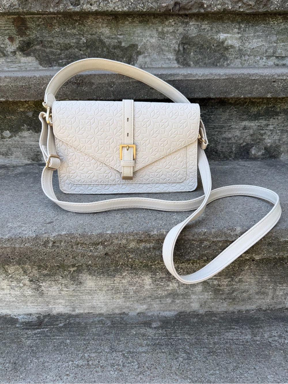 Cream Textured Crossbody Shoulder Bag with Gold Buckle